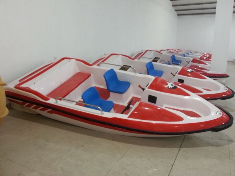 點擊放大 4-5人電動船