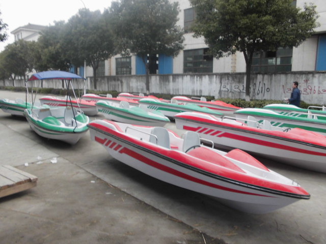 點擊放大 4-5人電動船