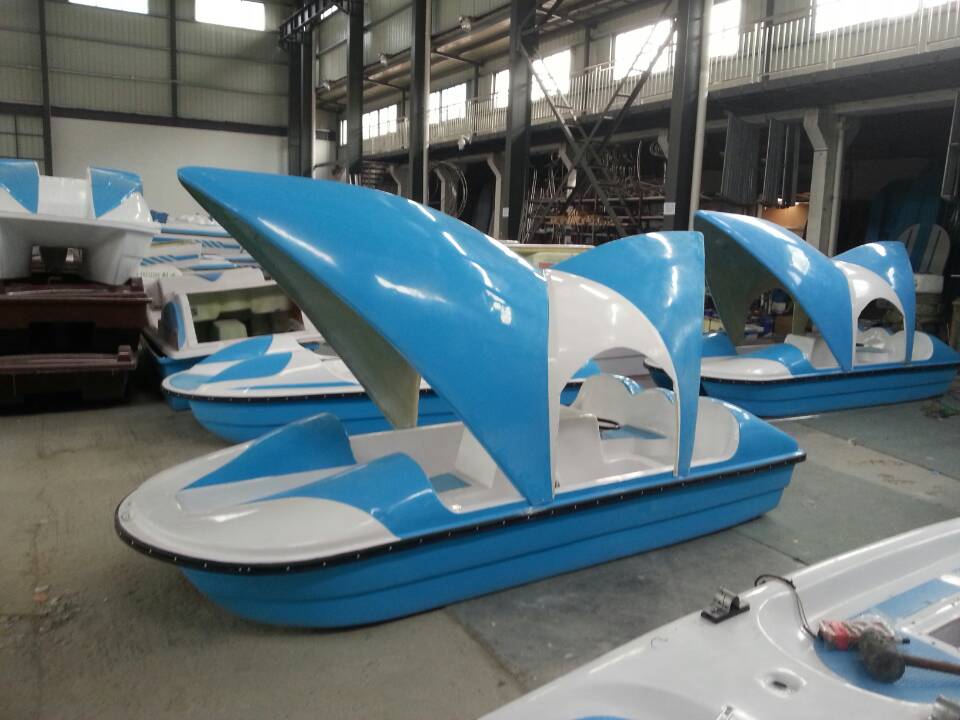 點擊放大 悉尼歌劇院腳踏船