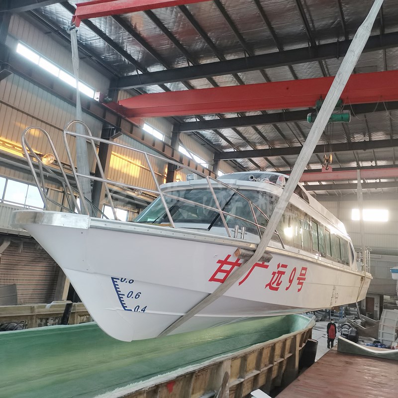 廠家供應(yīng)玻璃鋼客船，巡邏艇，交通艇，公務(wù)接待艇，觀光艇，游艇